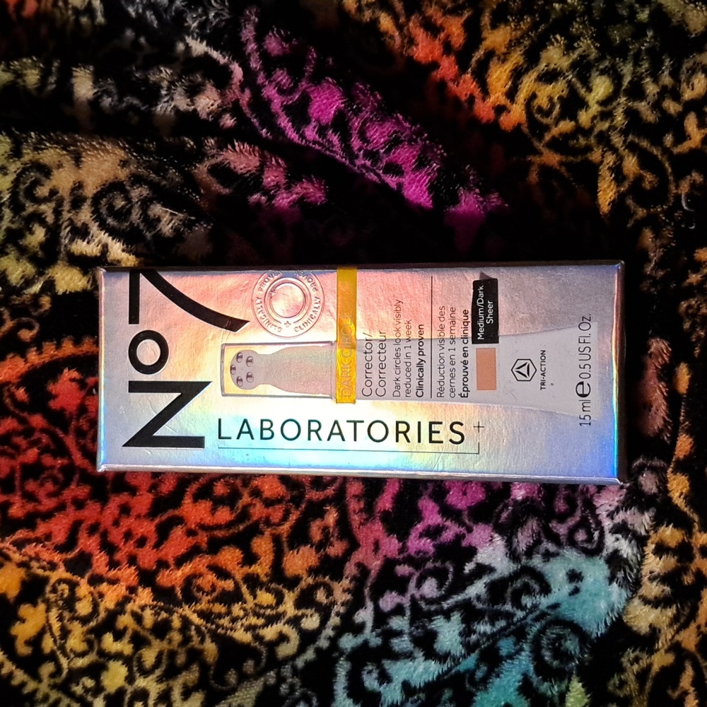 No 7 Laboratories Corrector (Medium/Dark Sheer